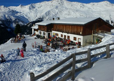 Die Stoecklalm.JPG (2.31 MiB) 19409 mal betrachtet Die Stöcklalm