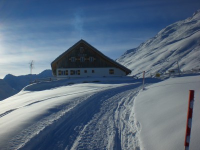 Potsdamer Huette.JPG (1.89 MiB) 12415 mal betrachtet Am Ziel: Die Potsdamer Hütte