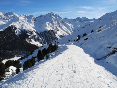 DSCN6302.JPG (709.92 KiB) 21742 mal betrachtet Blick zurück Richtun Villerspitze