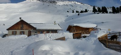 Gasthaus Juifenalm 2009-03-04.jpg (1.4 MiB) 17970 mal betrachtet Die Juifenalm